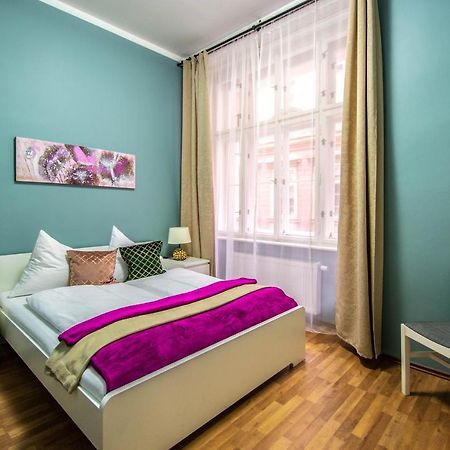 Ruzova Apartment By Ruterra Prague Exterior photo